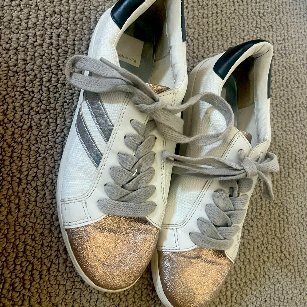 Dolce Vita metalic sneaker